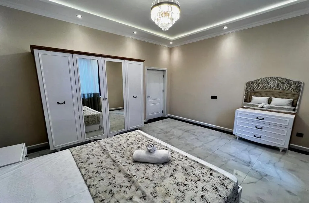 Qəbələ Hovuzlu Villa
