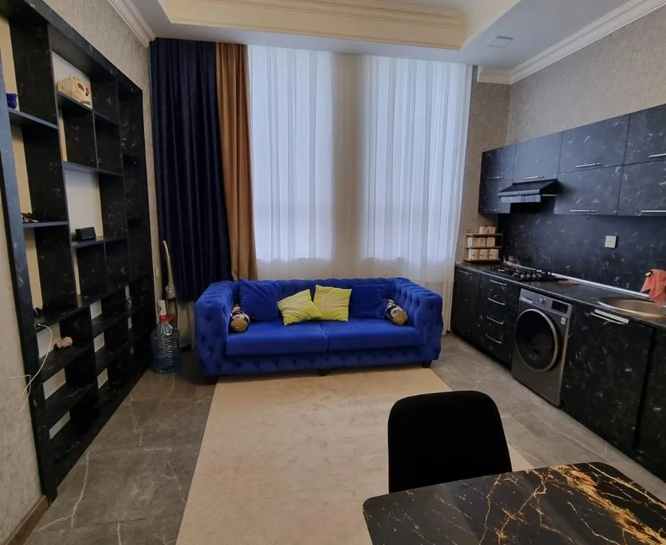 Bakıda günlük Hovuzlu Bağ evi