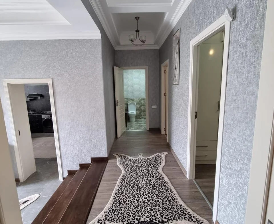 Bakıda günlük Hovuzlu Bağ evi