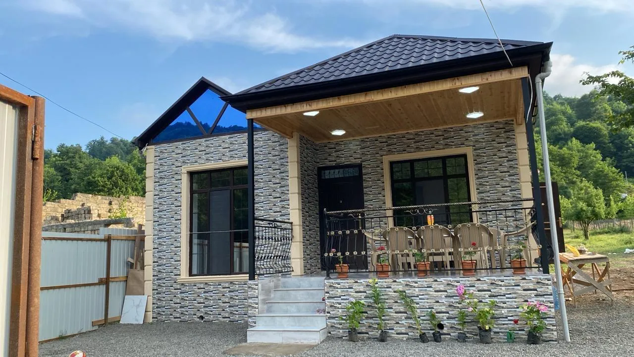 Lerik günlük kirayə Həyət evi