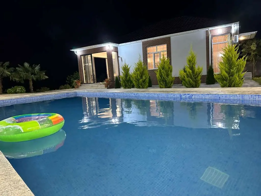 İsmayıllı  Bağ evi / Villa