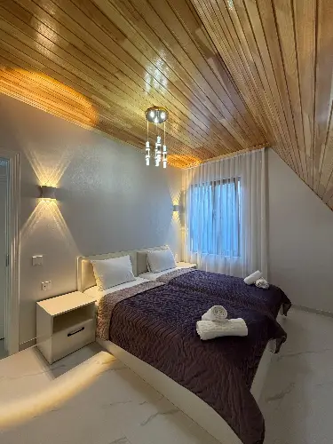 Qəbələ isti hovuzlu 3 yan-yana A-frame