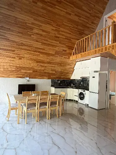 Qəbələ isti hovuzlu 3 yan-yana A-frame