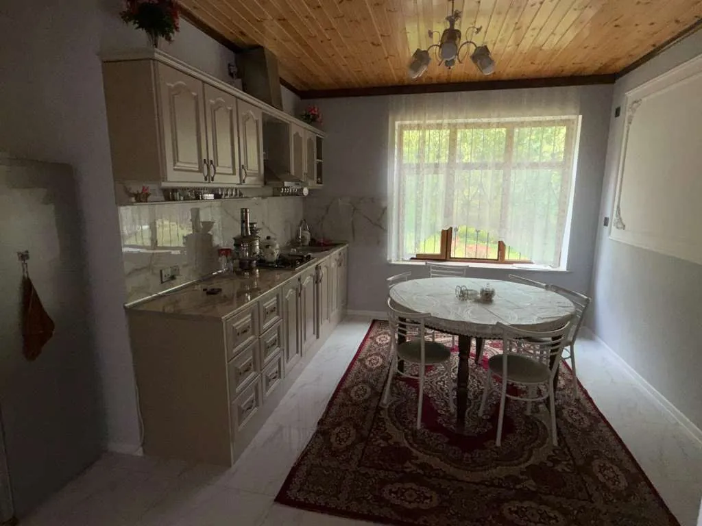 Qəbələ günlük kirayə Həyət evi