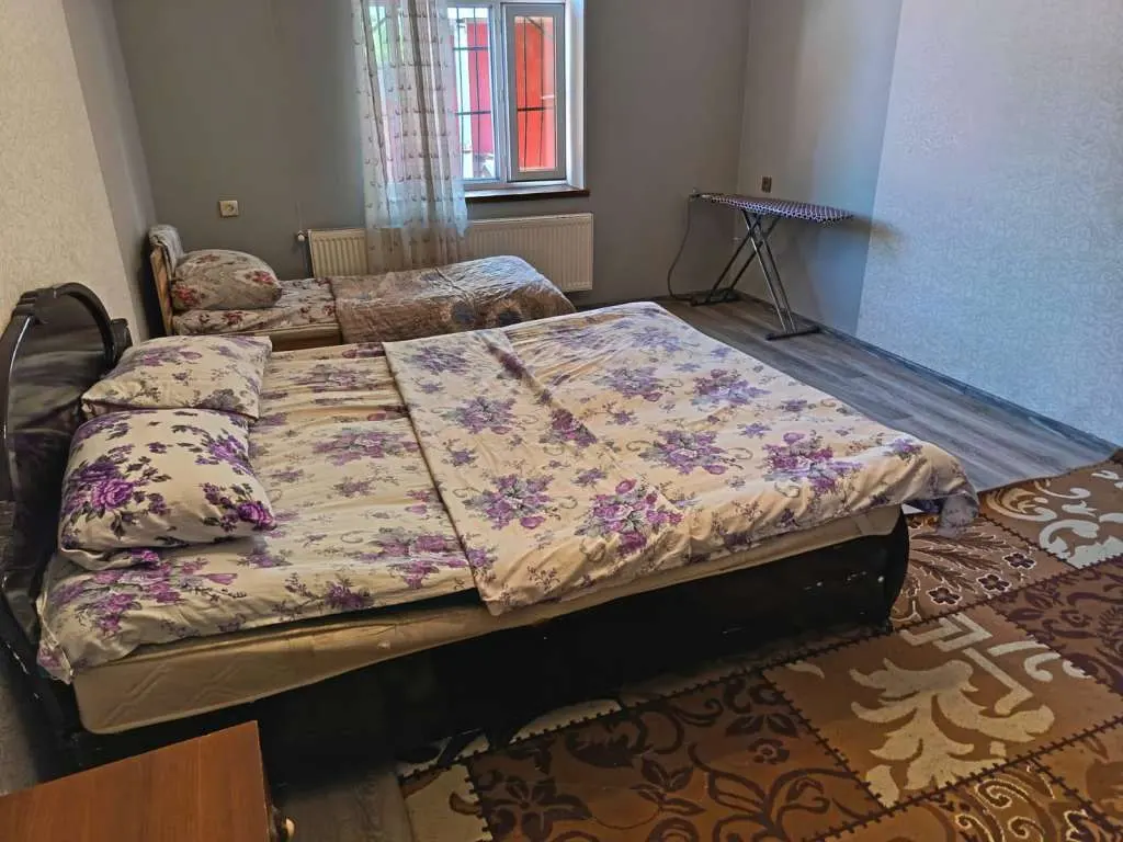 Qəbələ günlük Həyət evi