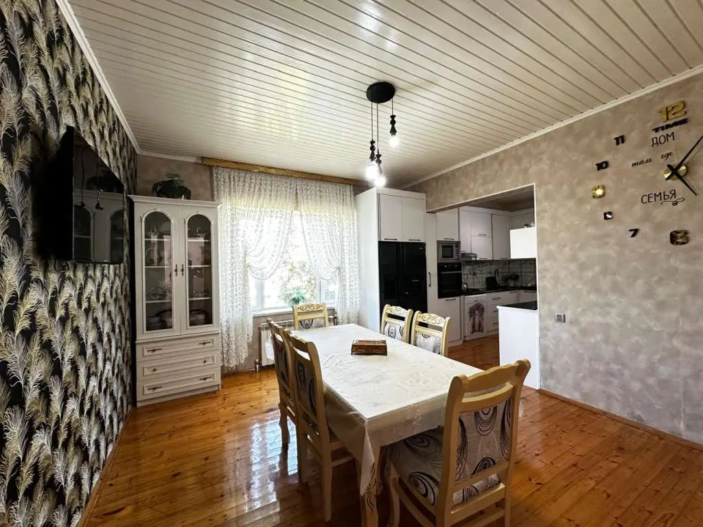 Qəbələ Hovuzlu Villa